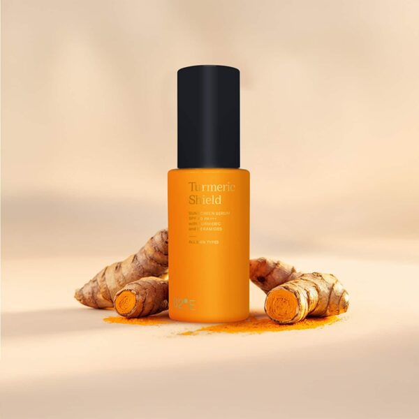 82°E Turmeric Shield Sunscreen Serum With SPF 40 PA+++ (30 ml) - 82°E