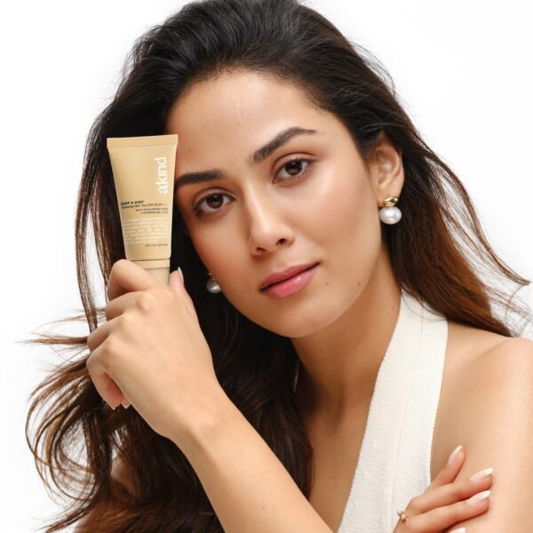 Akind Drop a Hint Hydrating Skin Tint SPF 30 PA +++ - 120 Vanilla (30 ml) - Akind