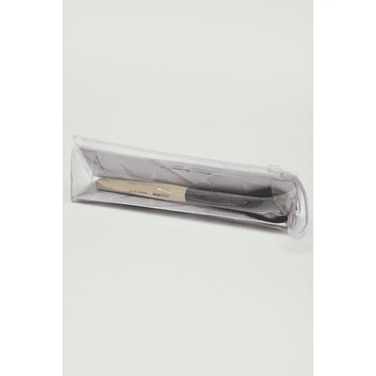 Allure Classic Powder Makeup Brush - (1Pc) - Allure