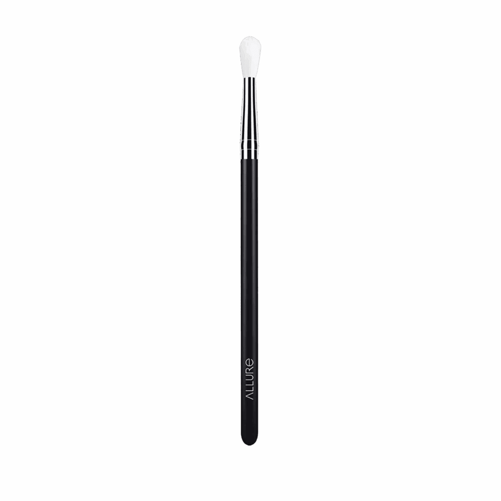 Allure Small Blending Brush : 221 - (1Pc) - Allure