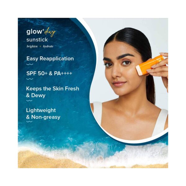 Aqualogica Glow+ Dewy Sunstick SPF 50 PA++++ With Papaya & Vitamin C (20g) - Aqualogica