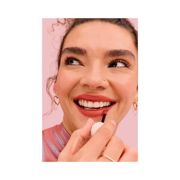 Benefit Cosmetics Plushtint Moisturizing Matte Lip Tint - 08 Cloud Fine Cinnamon Peach (6 ml) - Benefit Cosmetics