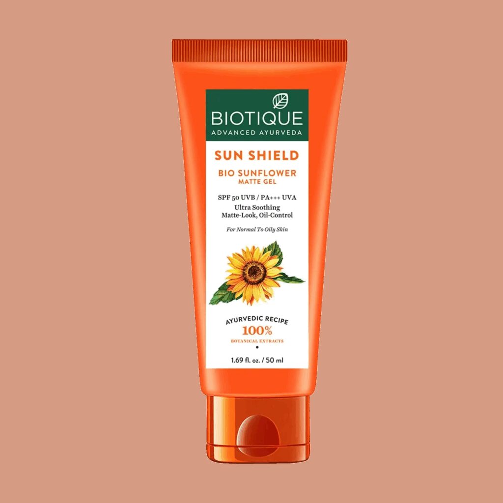Biotique Bio Sunflower Sun Shield UVB SPF 50+/ UVA PA+++ Matte Gel Look Sunscreen (50ml) - Biotique