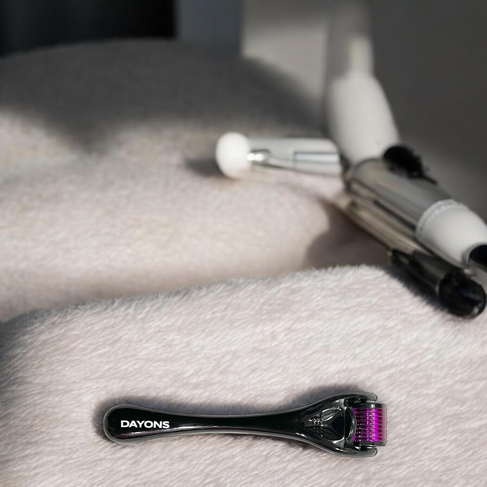 Derma Roller for Face with 540 Micro Needles, Microneedling Skin Care Tool - Facial Roller for Acne Scars,For Hair Growth and Beard Growth (1.5mm)