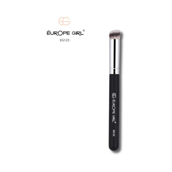 Europe Girl 123 Concealer Brush - Black & Silver - Europe Girl