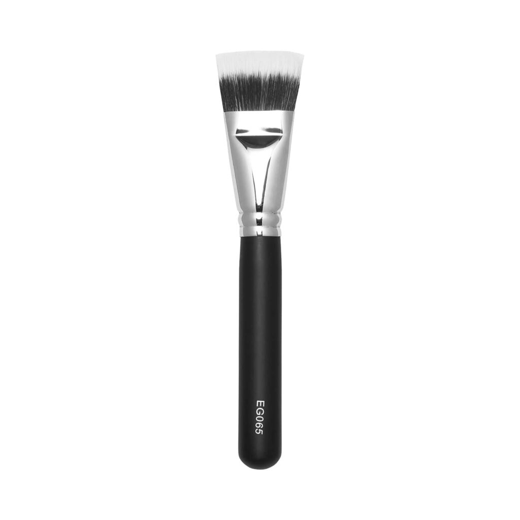 Europe Girl 65 Foundation Brush - Black & Silver - Europe Girl