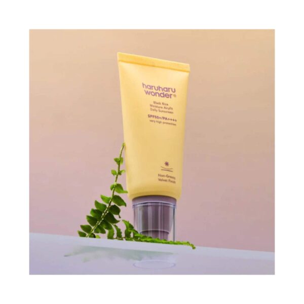 Haruharu wonder Black Rice Moisture Airyfit Daily Sunscreen Unscented (50 ml) - haruharu wonder