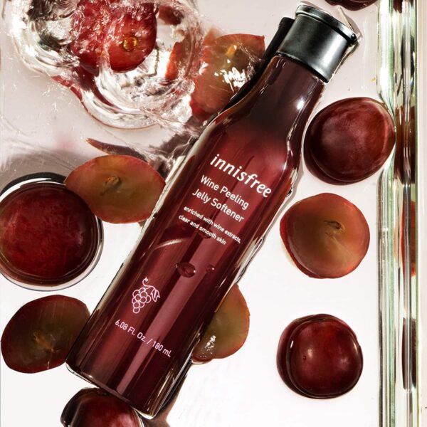 Innisfree Wine Peeling Softener (180ml) - Innisfree