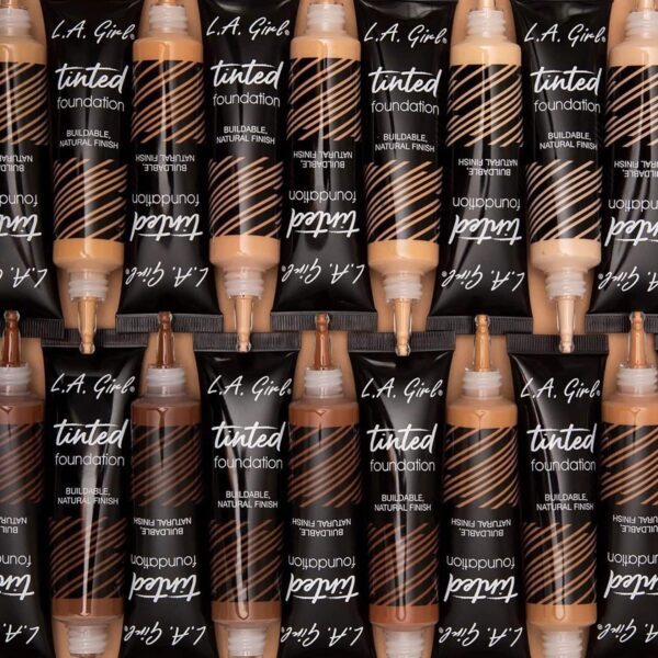 L.A. Girl Tinted Foundation - Medium Beige (30ml) - L.A. Girl