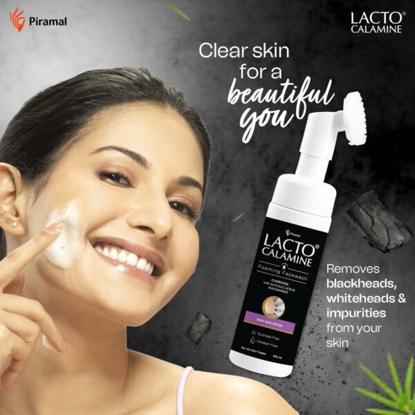 Lacto Calamine Charcoal Foaming Face Wash with Niacinamide & Glycolic Acid for detox (150ml) - Lacto Calamine