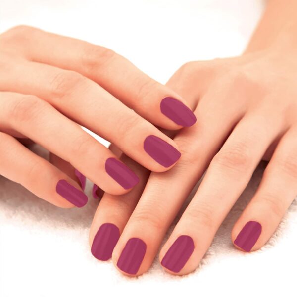 Lakme 9 to 5 Primer + Gloss Nail Color - Magenta Mix (6 ml) - Lakme