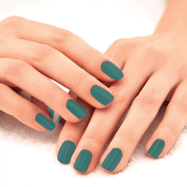 Lakme 9 to 5 Primer + Gloss Nail Color - Teal Deal (6 ml) - Lakme