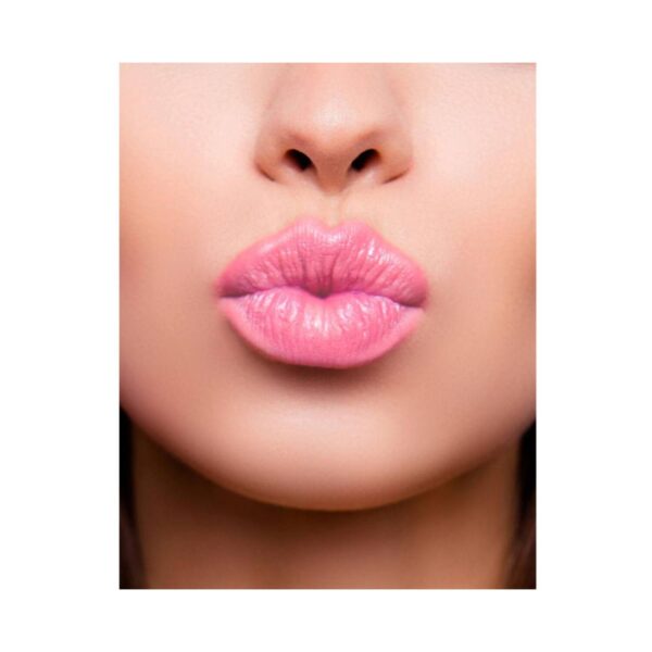 Lakme Lip Love Chapstick Lip Balm - Insta Pink (4.5g) - Lakme