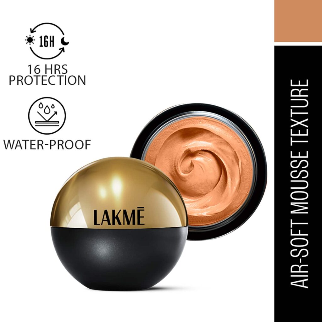 Lakme Xtraordin-airy Mattereal Mousse Foundation Matte Finish Has SPF8 - 03 Golden Sand (25 g) - Lakme