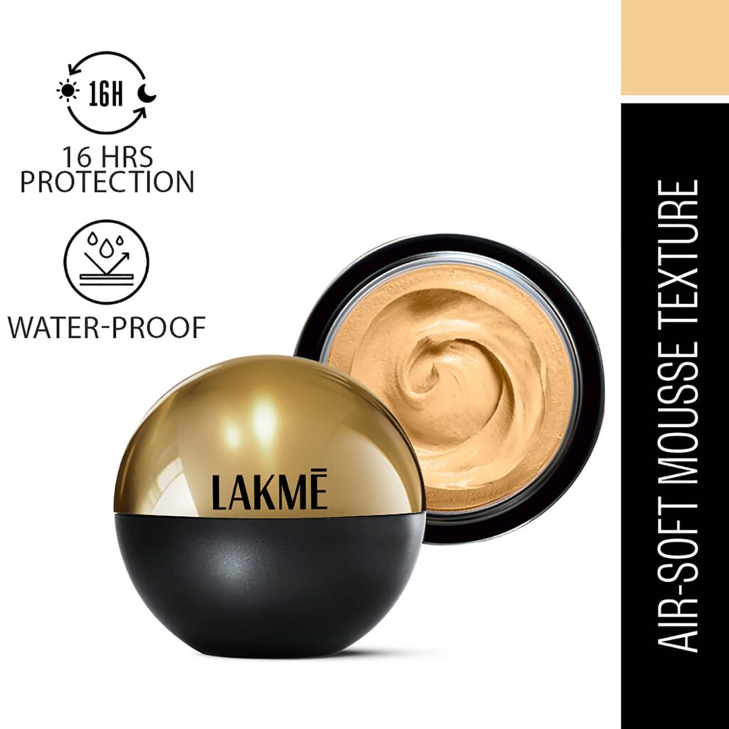 Lakme Xtraordin-airy Mattereal Mousse Foundation Matte Finish Has SPF8 - 04 Golden Light (25 g) - Lakme