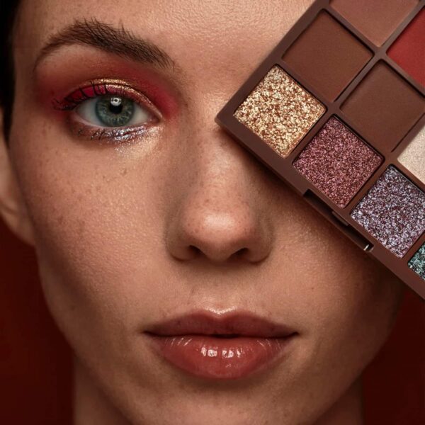 Lamel 16 Shades Of Burgundy Eyeshadow Palette (16 g) - Lamel
