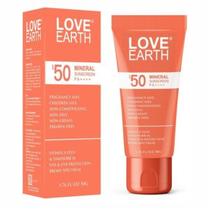 Love Earth Mineral Sunscreen SPF 50 PA++++| No White Cast | UV Protection | Non-Oily | Non-Greasy | Paraben-Free | All Skin Types | For Women & Men | Safe for pregnant and...