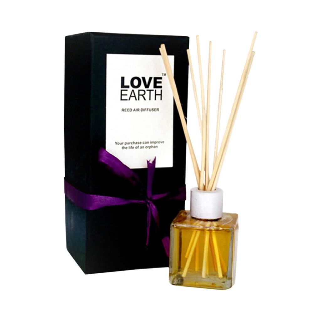 Love Earth Reed Diffuser Lavender Scent with Lavender Extracts (30ml) - Love Earth
