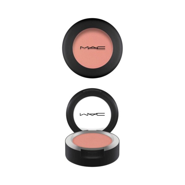 M.A.C Powder Kiss Eyeshadow - Strike A Pose (1.5 g) - M.A.C