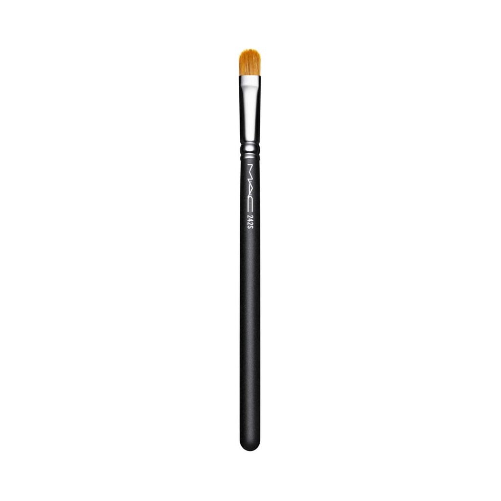 M.A.C Shader Brush 242S - M.A.C