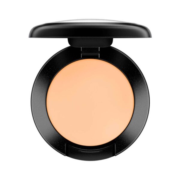 M.A.C Studio Finish SPF 35 Concealer - NC35 (7g) - M.A.C