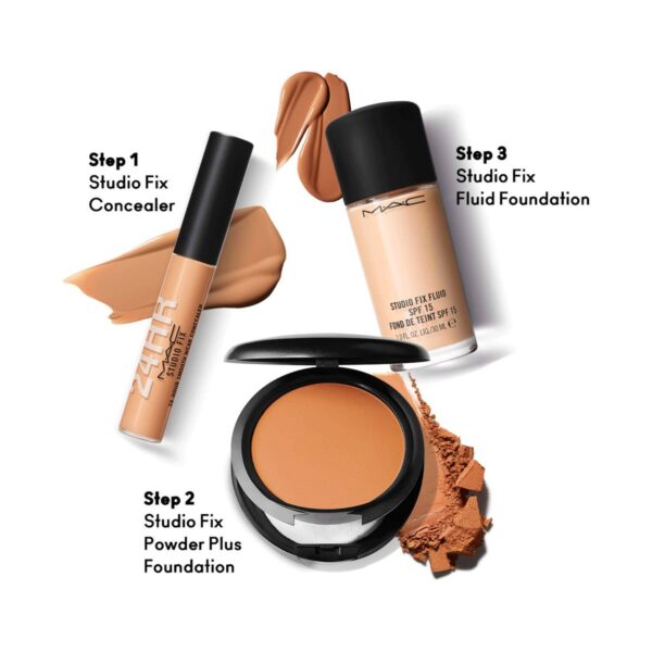 M.A.C Studio Fix Powder Plus Foundation - NW22 (15 g) - M.A.C