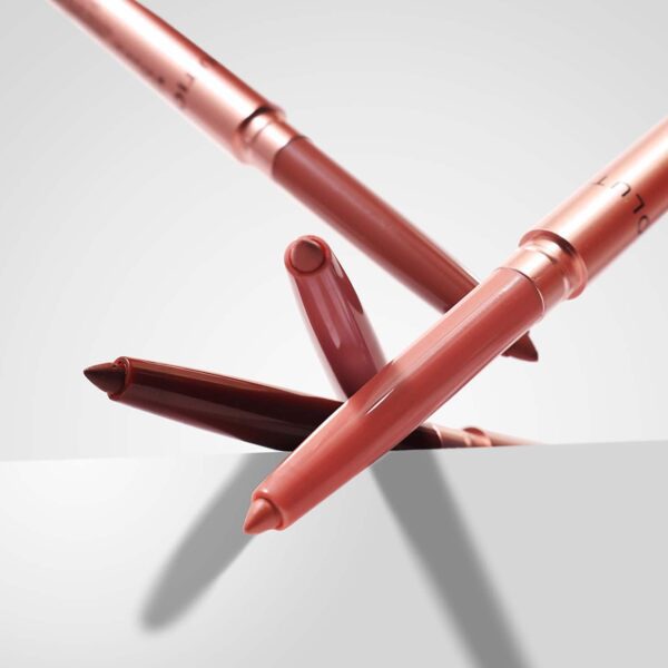 Makeup Revolution Pout Bomb Plumping Lip Liner - Doll Cool Nude (0.2 g) - Makeup Revolution