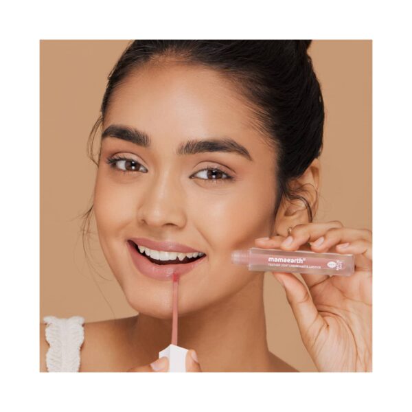 Mamaearth Feather Light Liquid Matte Lipstick With Coconut & Vitamin E - 05 Nude Brown (3.5ml) - Mamaearth