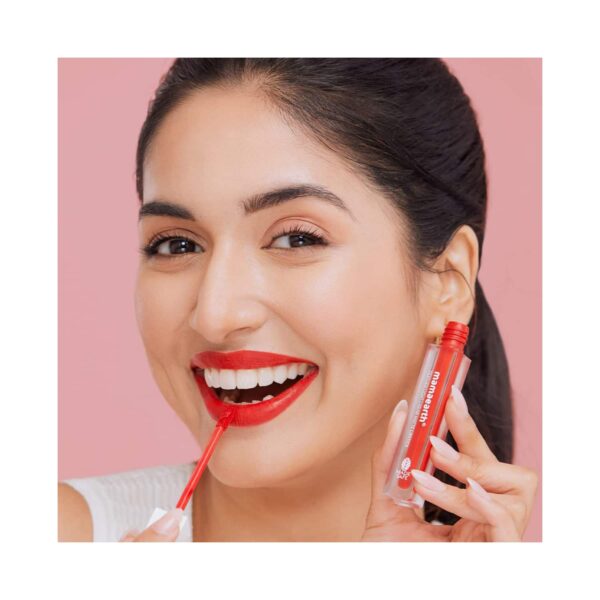 Mamaearth Feather Light Liquid Matte Lipstick With Coconut & Vitamin E - 08 Red Cranberry (3.5ml) - Mamaearth
