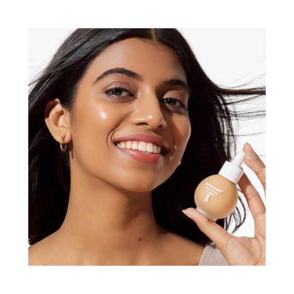 Mamaearth Hydra-Glow CC Serum With Vitamin C & Hyaluronic Acid - 03 Honey (30ml) - Mamaearth