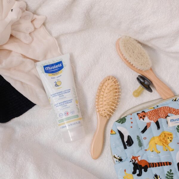 Mustela Nourishing CC lotion (200 ml) - Mustela