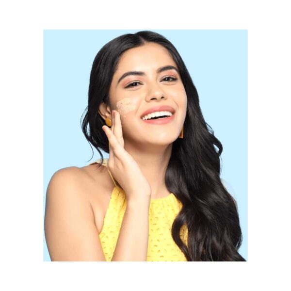 MyGlamm Popxo Glow Goals Illuminating Sunscreen SPF 30 (30g) - MyGlamm