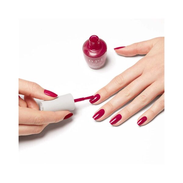 O.P.I Nature Strong Nail Paint - A Bloom With A View (15ml) - O.P.I