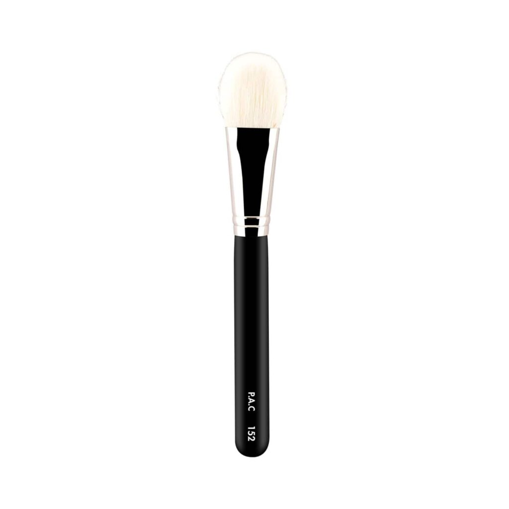 PAC Blush Brush - 152 (1Pc) - PAC