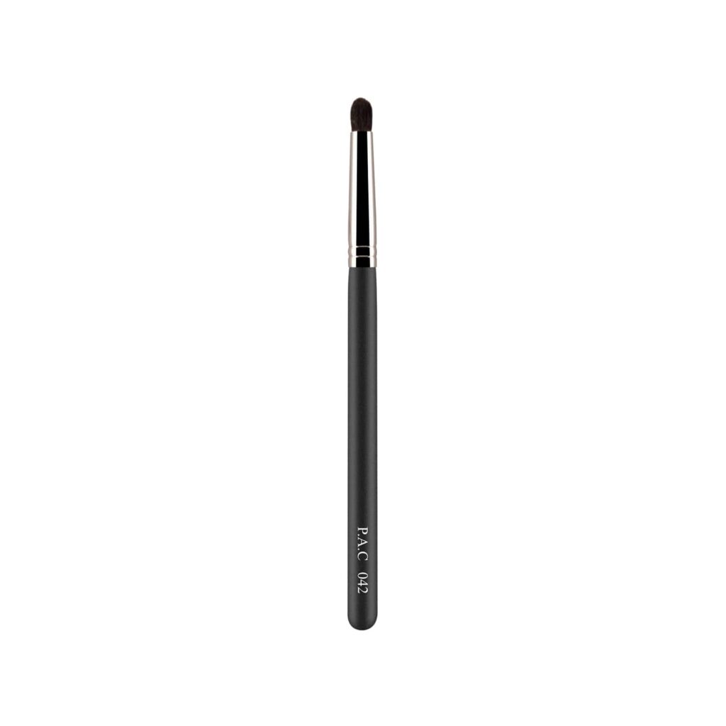 PAC Eyeshadow Blending Brush - 042 (1Pc) - PAC