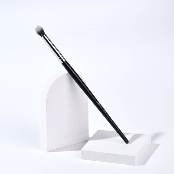 PAC Eyeshadow Blending Brush - 203 (1Pc) - PAC