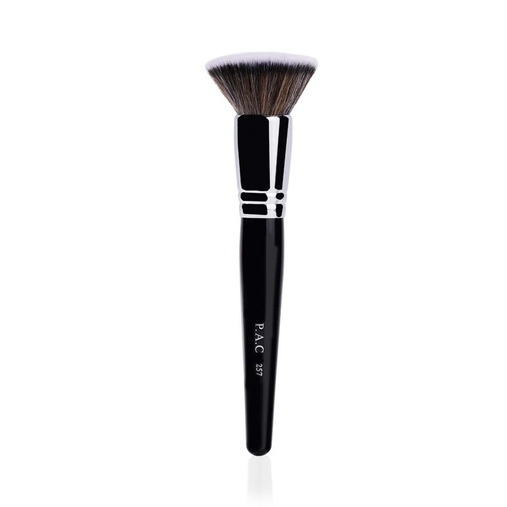 PAC Foundation Blending Brush - 257 (1Pc) - PAC