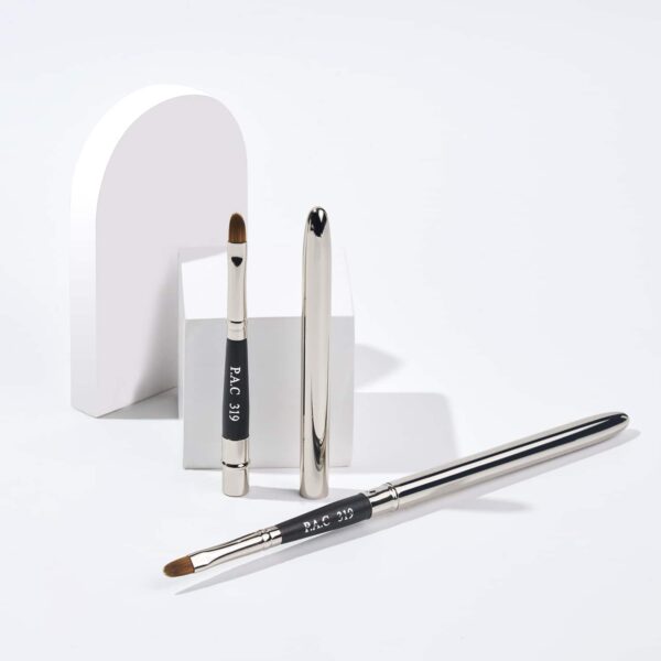 PAC Lip Brush - 319 (1Pc) - PAC
