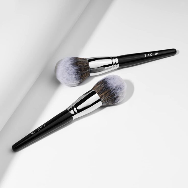 PAC Powder Brush - 250 (1Pc) - PAC