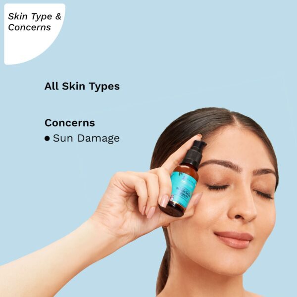 Pilgrim White Lotus Sunscreen Serum SPF 50 PA+++ (30ml) - Pilgrim