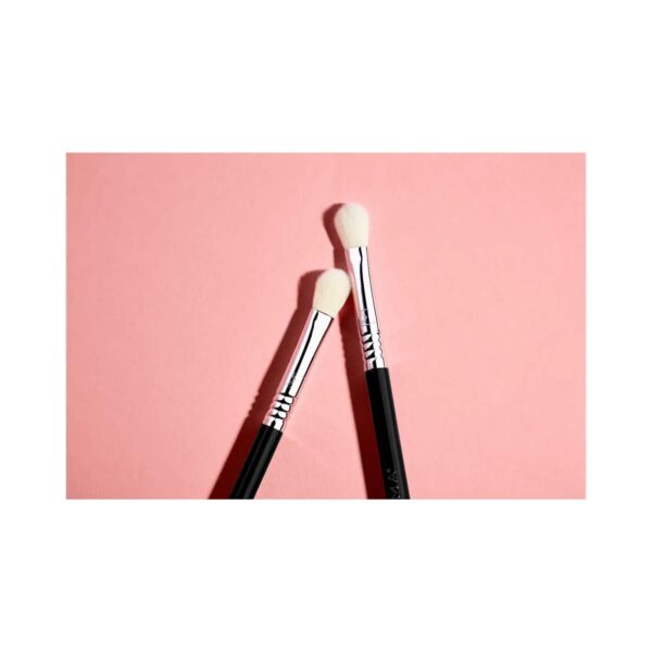 Sigma Beauty E25 Blending Brush - Sigma Beauty
