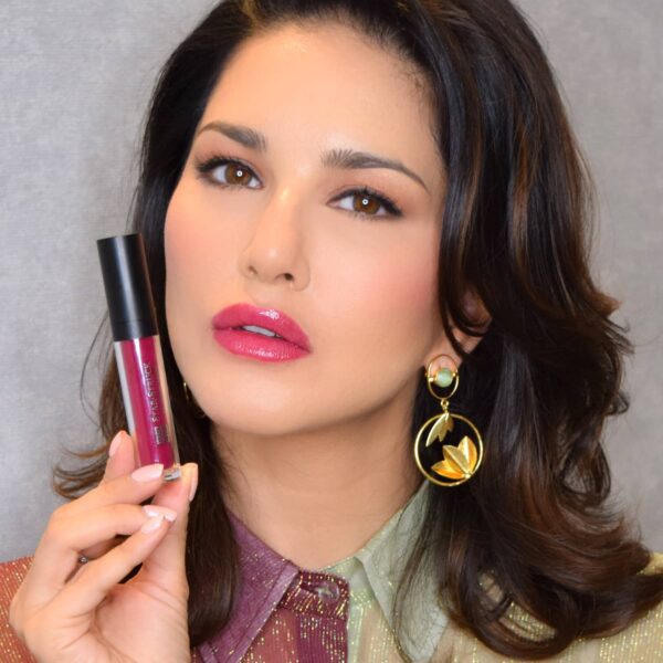 Star Struck by Sunny Leone Lip Tint - Berry Lippy (6ml) - Star Struck by Sunny Leone