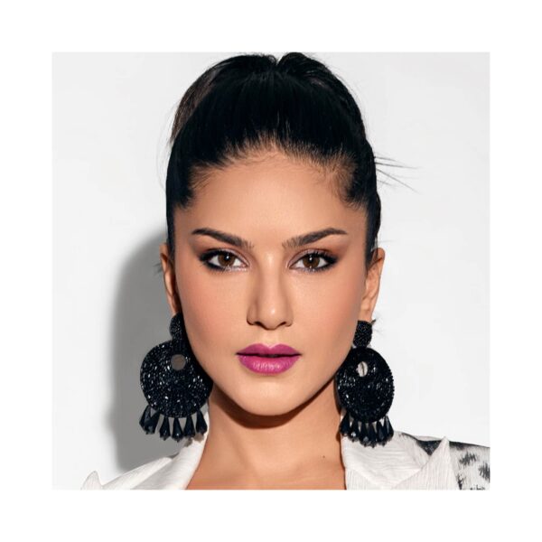 Star Struck by Sunny Leone Lipstick & Lip Liner Lip Kit - Rooberry (2 Pcs) - Star Struck by Sunny Leone