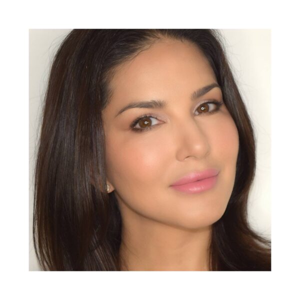 Star Struck by Sunny Leone Long Wear Lip Liner And Intense Matte Lipstick - Pink Peony (2 Pcs) - Star Struck by Sunny Leone