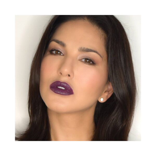 Star Struck by Sunny Leone Long Wear Lip Liner And Intense Matte Lipstick - Wine (2 Pcs) - Star Struck by Sunny Leone