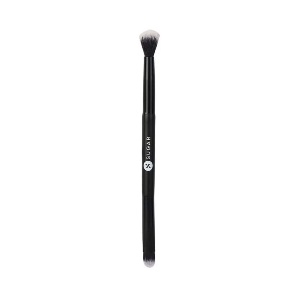 SUGAR Cosmetics 413 Flat Blend Trend Dual Round Eyeshadow Brush - Black (18g) - SUGAR Cosmetics