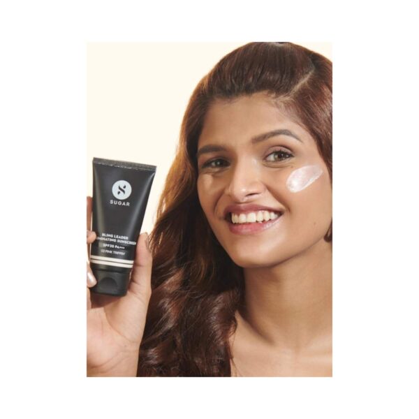 SUGAR Cosmetics Bling Leader Illuminating Sunscreen SPF 35 Pa+++ - 02 Pink Trippin (50g) - SUGAR Cosmetics