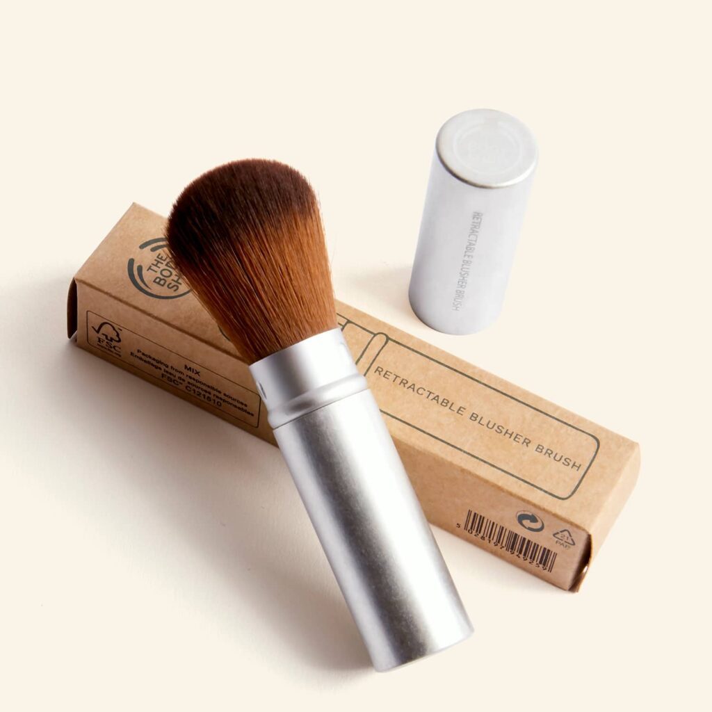 The Body Shop Retractable Blusher Brush - Silver (1 pc) - The Body Shop