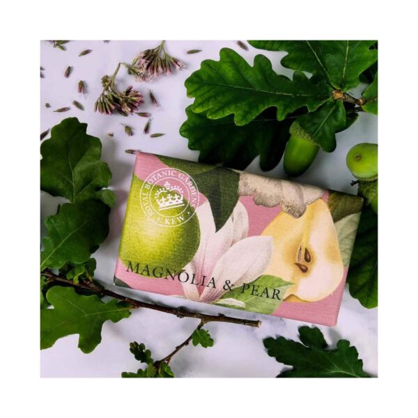 The English Soap Company Royal Botanic Gardens Kew Magnolia & Pear Soap (240g) - The English Soap Company