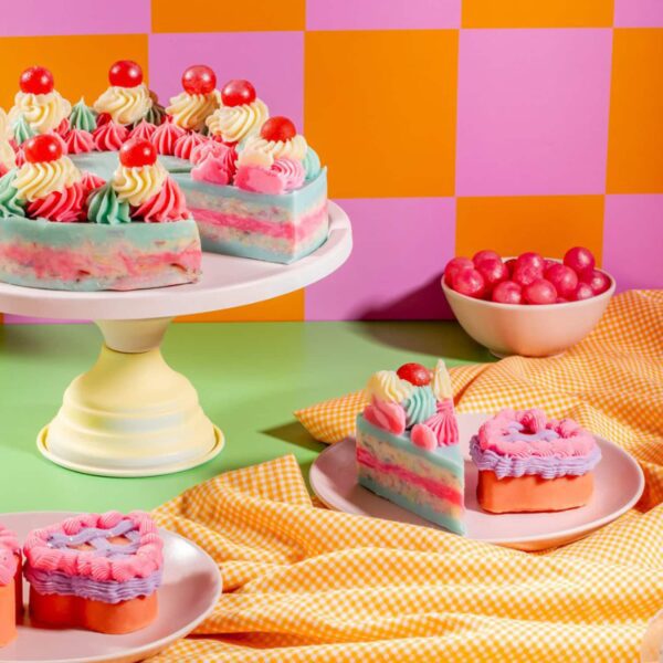 The Sass Bar Retro Confetti Cake Soap (180 g) - The Sass Bar